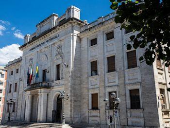 Provincia-ACEA non rispettano i cittadini. Palazzo Provincia Frosinone 